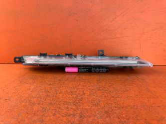2019 - 2023 Porsche Cayenne Right Passenger Side Daytime Running Light OEM