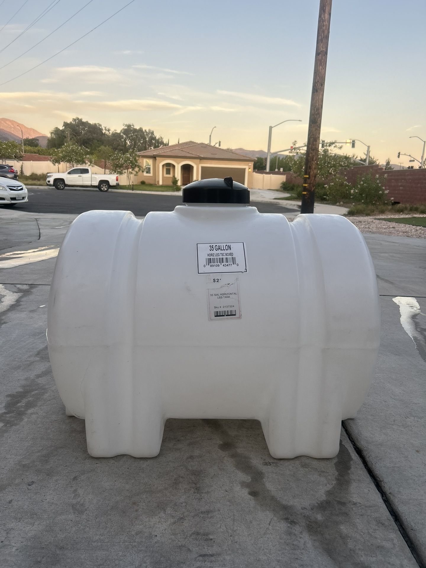 35 Gallon Water Tank