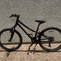 Specialized Mt Hot Rock Bike