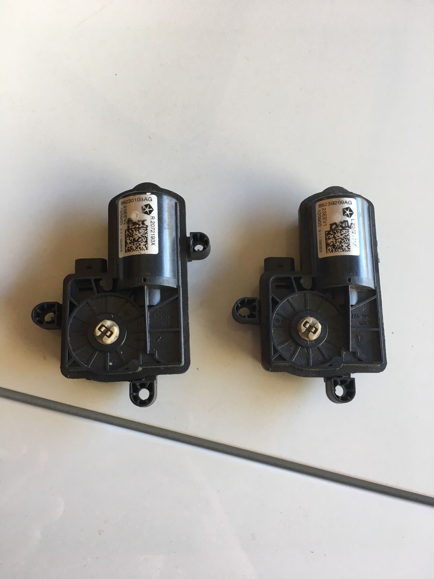 2016-2017 Dodge Challenger/Charger Exhaust Actuators