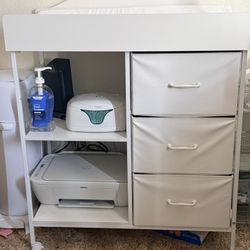 Changing Table / Dresser