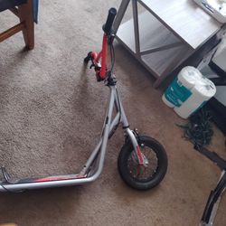 Mongoose Scooter