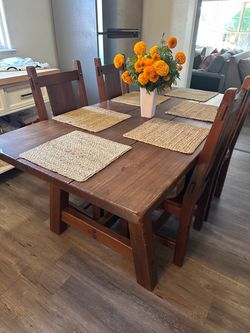 Dinning Table