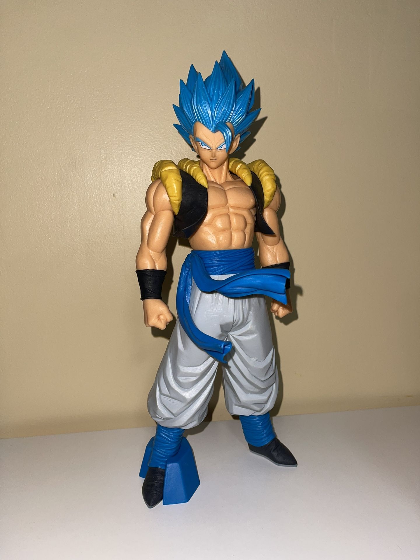 SSGSSB Gogeta Statue