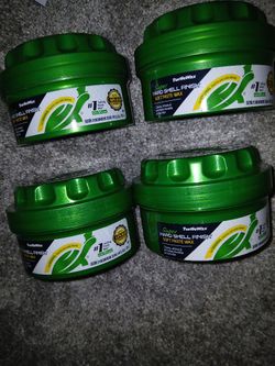 4 cans of turtle wax hard shell soft wax.3.00 ea