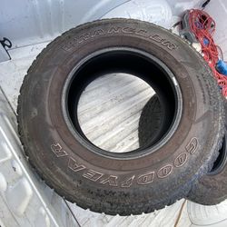 Used Goodyear Wrangler AT LT275/70R18 35’s 