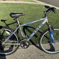 Trek 4100 Front Suspension Mountain Bike