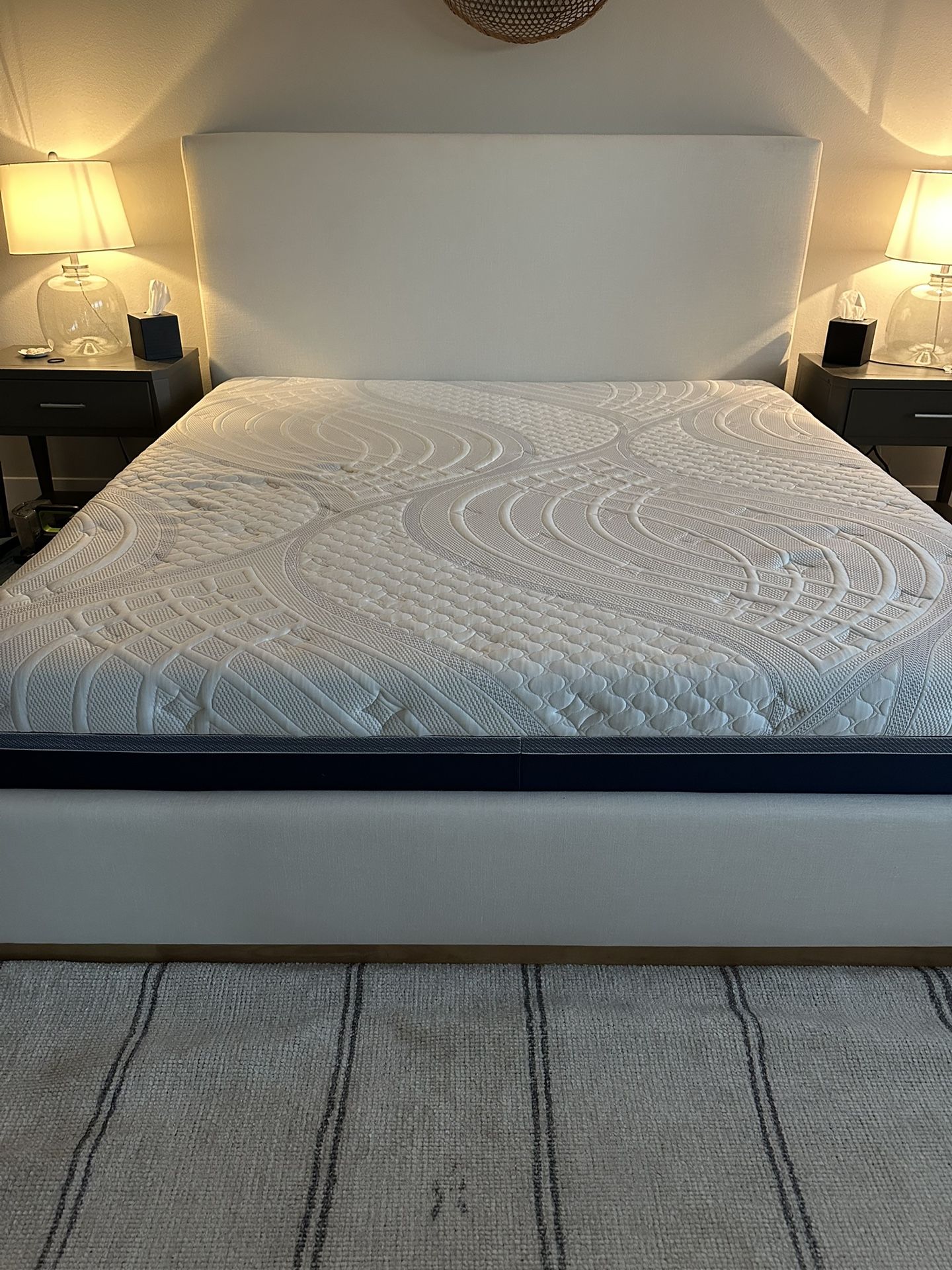 King Size Memory Foam Medium Firm Mattress 14”