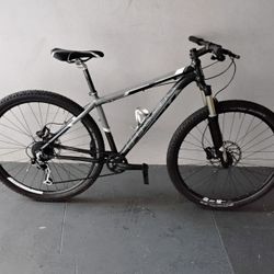 BICYCLE TREK 9 SPEED SIZE 29 BRAND NEW 