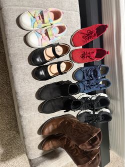 Girl shoes size 13