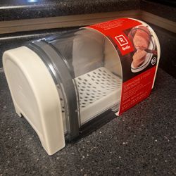 REDDY EXPANDABLE FOOD CONTAINER - CAT OR DOG BRAND NEW