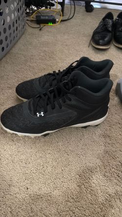 10.5 Men’s Sneakers