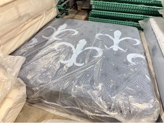 King mattress Stearns and foster lux estate medium pillowtop