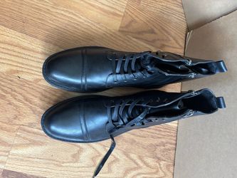 Unlisted from Kenneth Cole