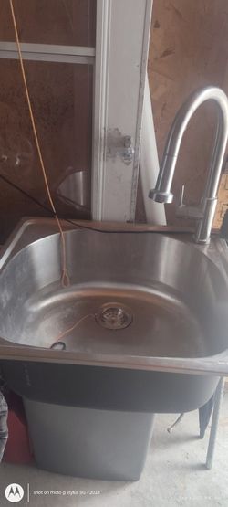 Used For One Kitchen Counter With Everything