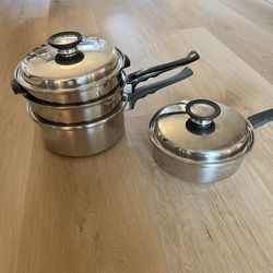 Vintage Homemakers Guild Saucepans