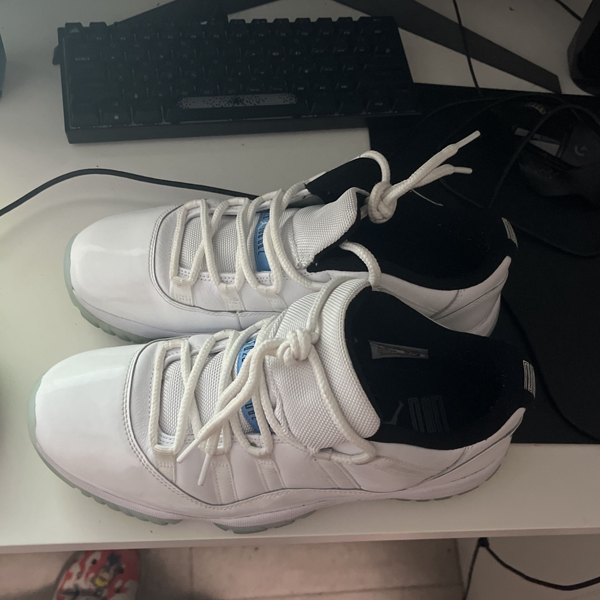 Jordan 11 Retro Legend Blues Lows