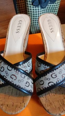 Brand new guess sandals