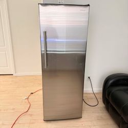 Vissani Refrigerator / Freezer
