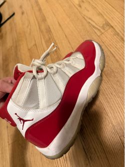 Jordan 11s size 8