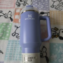 STANLEY.       Color: Exclusive Lupine.    40 ounces 