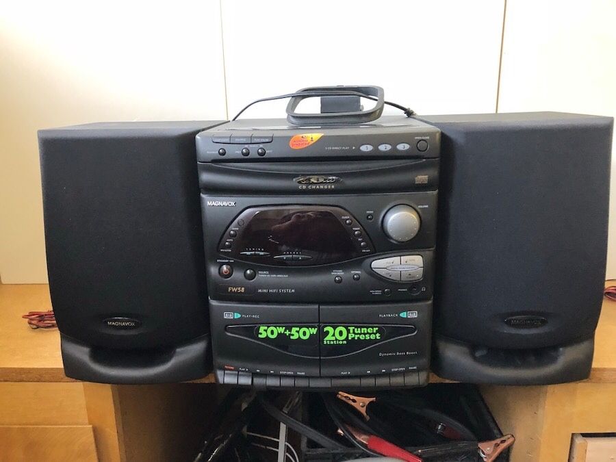 Philips Magnavox Model FW58/37 stereo system