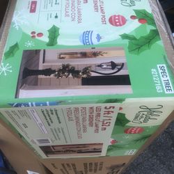 Christmas lamp post brand new￼