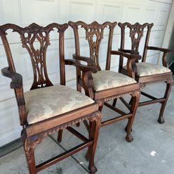 Traditional Style Barstools