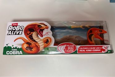 Zuru robo alive king cobra snake