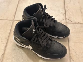 Nike Air Jordan 1 Mid Youth Cleats Size 6Y Football Baseball HF6883-001