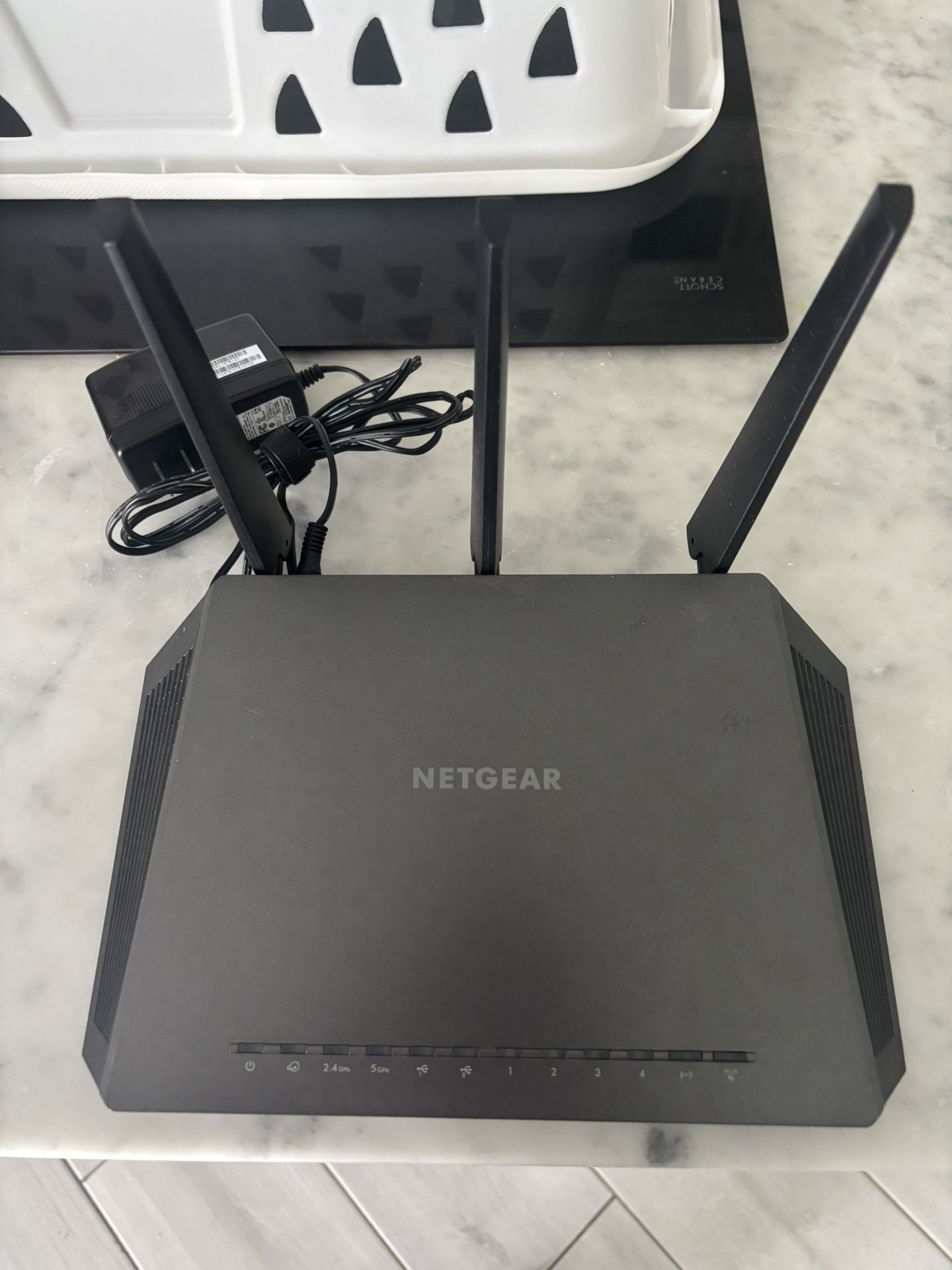 NetGear Nighthawk Model R7000P