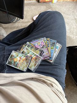 Bundle Of Pokemon Cards