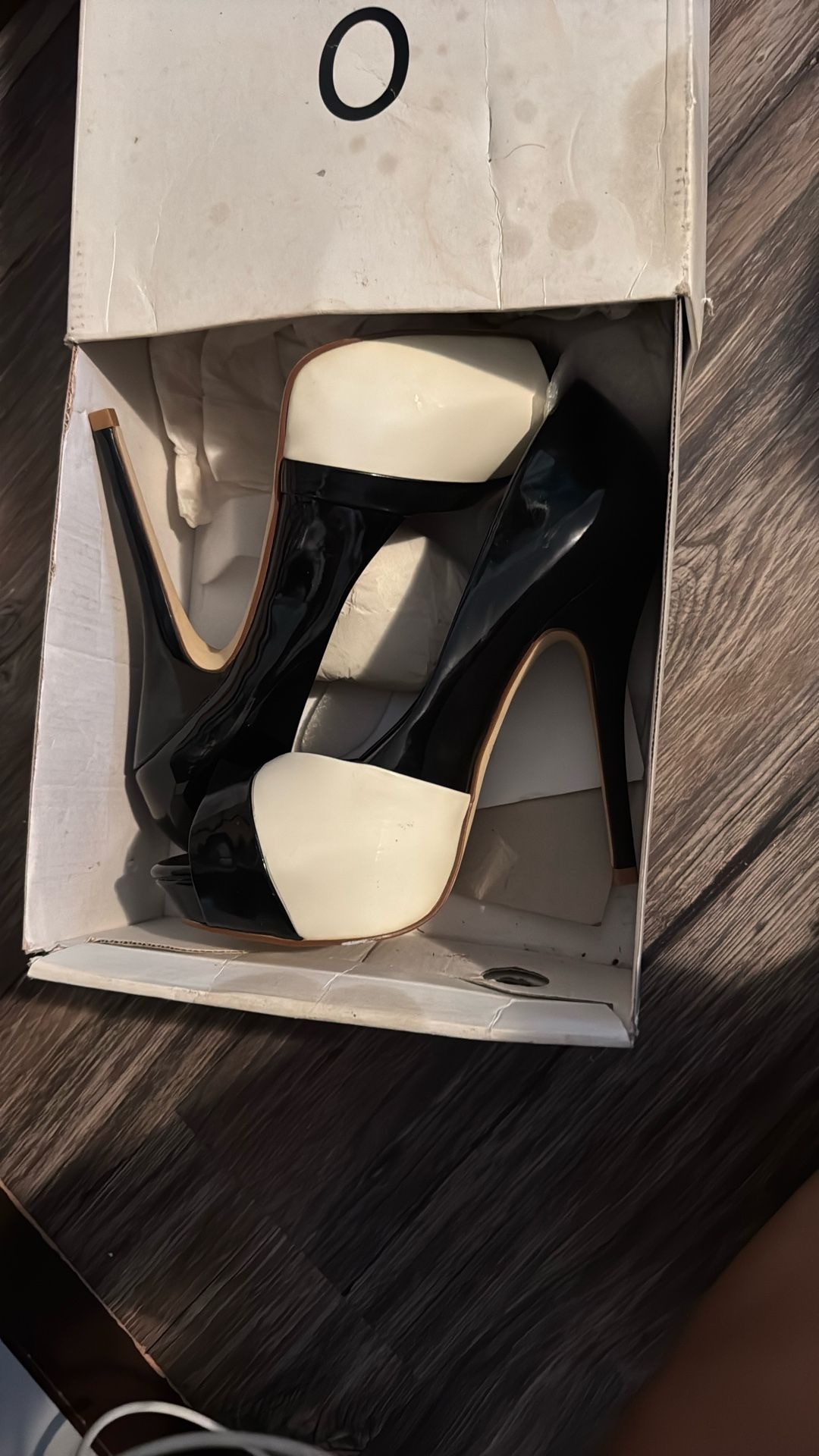 Aldo Heels Size 8