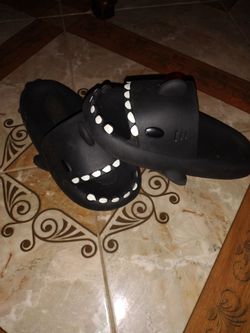 Shark-style sandals | Quick-drying pillow sandals  size (((11))) for Men