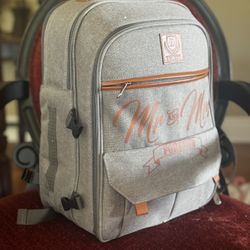 Mr And Mrs Backpack