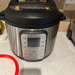 9 In 1 Dual Plus Instant Pot Cooker 6 Qt