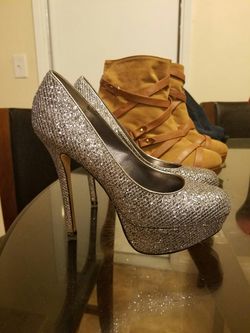 Silver heels (pumps)