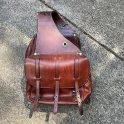Leather Cavalry Saddle Bag