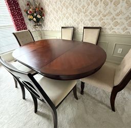 Heavy  wooden dinning sets with 6 chair