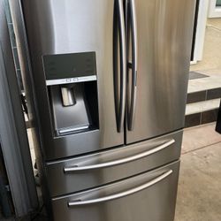 Samsung Stainless Steel Refrigerator 