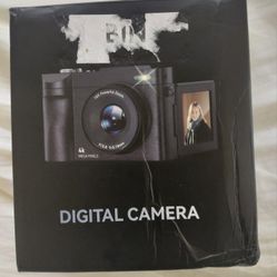 Generic Digital Camera - Model DC03