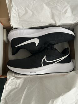Nike Pegasus Air Zoom - Size 14