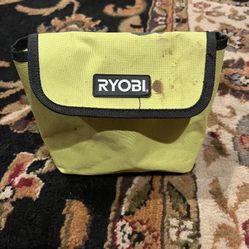 Cordless Screwdriver/Drill Kit w/ Charger & Bag - RYOBI TEK4 4V