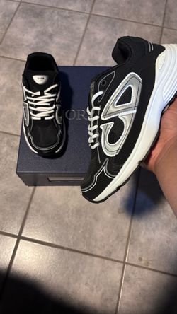Black Dior B30