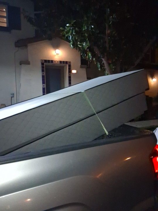 2 Twin Box Springs Used Free In Good Condition 