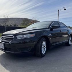2014 Ford Taurus
