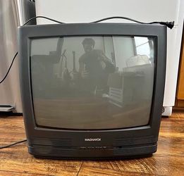FOR PARTS - 19” CRT TV Magnavox 19PR14