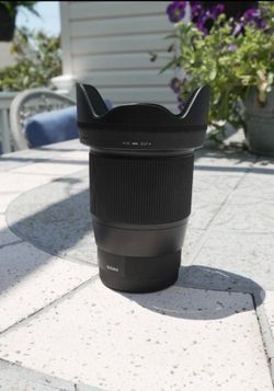 Sigma 16mm f/1.4 DC DN Contemporary Sony E-Mount Lens – Excellent Condition