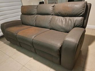 FREE SOFA AND SILLON