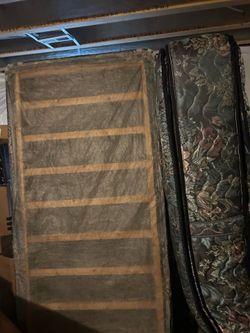 King Mattress and Box Springs